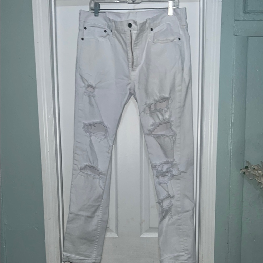 Levi's White Skinny Jeans with Distressed Details